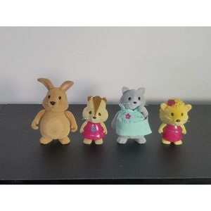 Lil Woodzeez Assorted Figures: Rabbit, Cat, Chipmunk, and Hedgehog LOT of 4